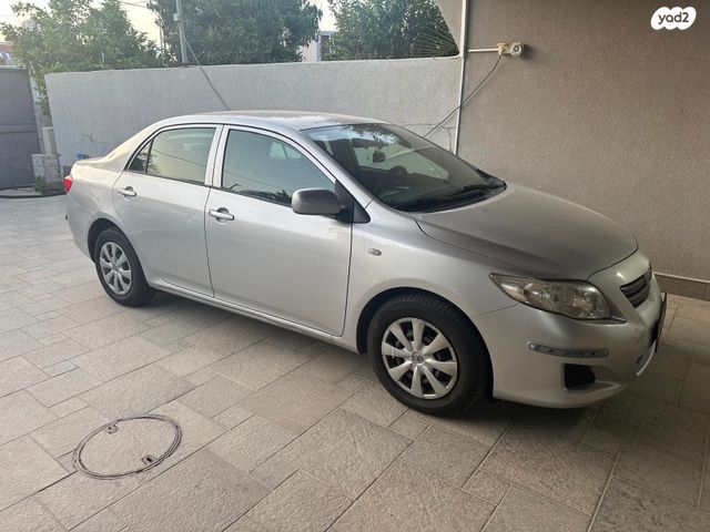 מודעת רכב טויוטה קורולה