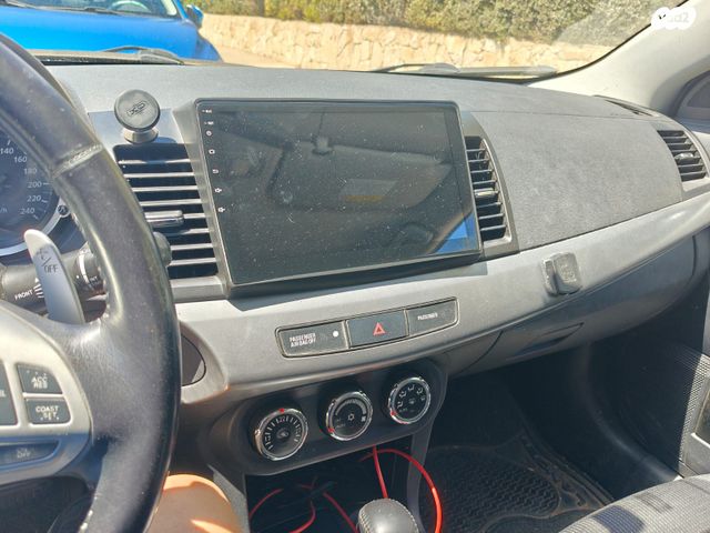 מודעת רכב מיצובישי לנסר