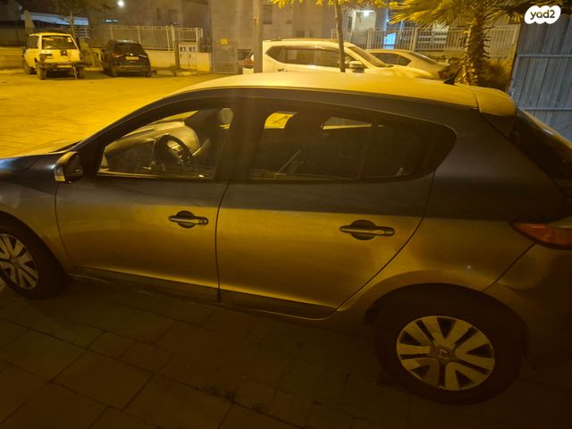 מודעת רכב רנו מגאן