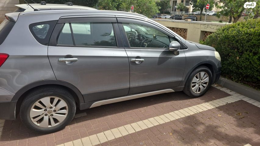 מודעת רכב סוזוקי קרוסאובר