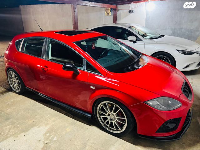 מודעת רכב סיאט לאון