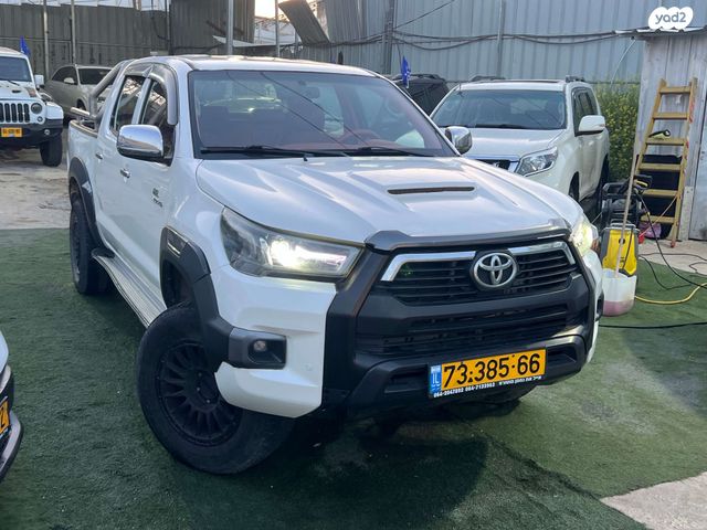 מודעת רכב טויוטה היילקס ויגו