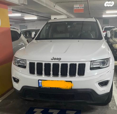 מודעת רכב ג'יפ גרנד צ'ירוקי