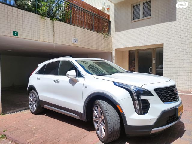 מודעת רכב קאדילק XT4
