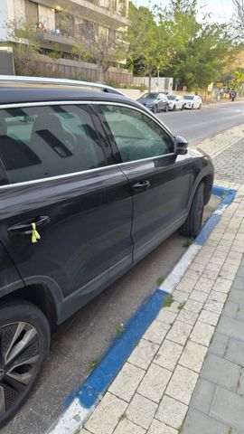 מודעת רכב סקודה קארוק