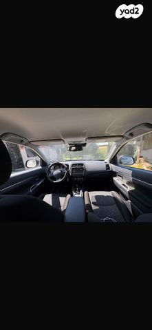 מודעת רכב מיצובישי ASX