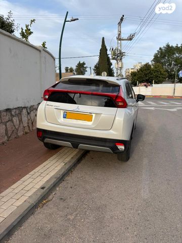 מודעת רכב מיצובישי אקליפס קרוס