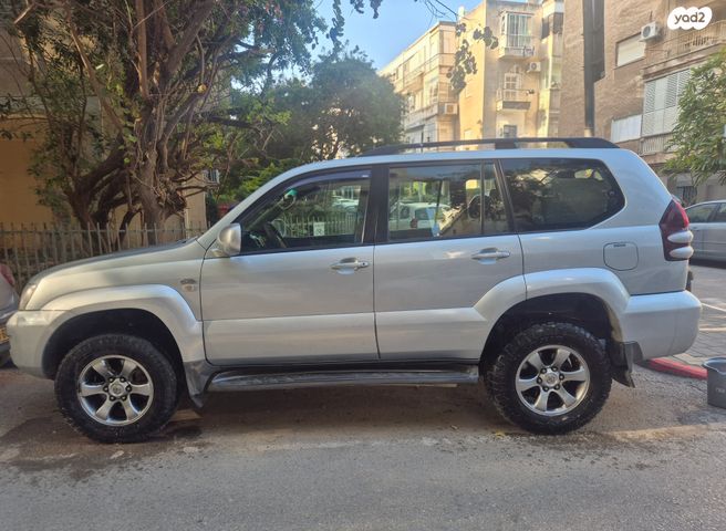 מודעת רכב טויוטה לנד קרוזר