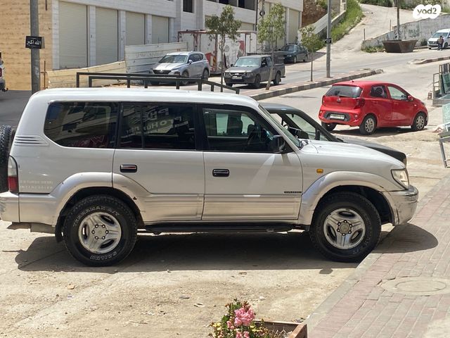 מודעת רכב טויוטה לנד קרוזר