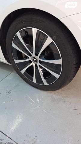 feedItemObj.data.row_1