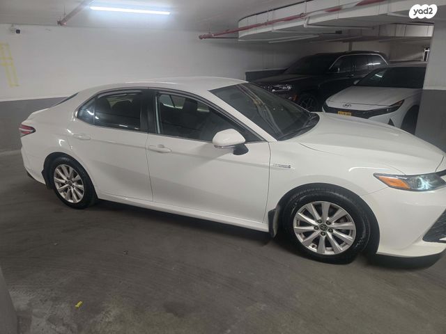 מודעת רכב טויוטה קאמרי