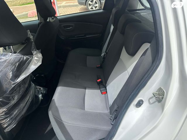 מודעת רכב טויוטה יאריס