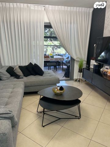 אהרון בוגנים 6