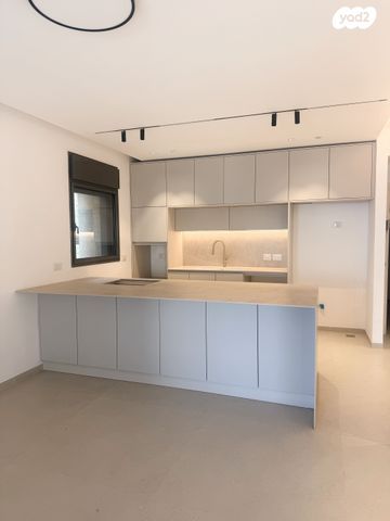 מרדכי כספי 8