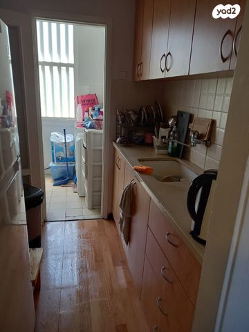 הפרטיזנים 9