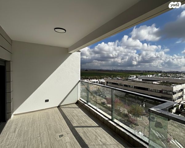 שדרות כרמי גת 12