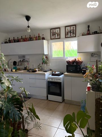 מורדי הגטאות 6