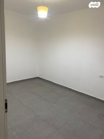 שביל חודשי השנה 2