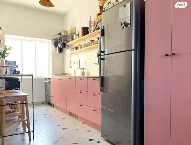 דרך קיבוץ גלויות 79