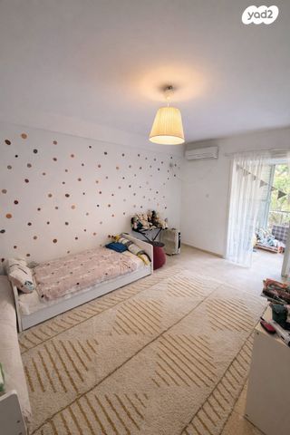 שדרות סמאטס 12