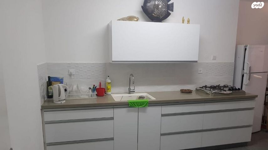 מונטיפיורי 32