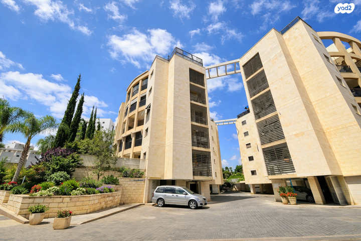 הרב יוסף צוברי 22