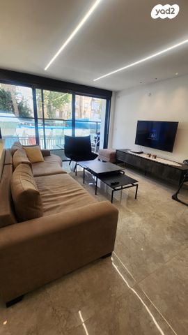 החשמונאים 51