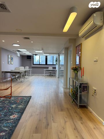 מודעת נכס, יגאל אלון, נחלת יצחק, תל אביב יפו