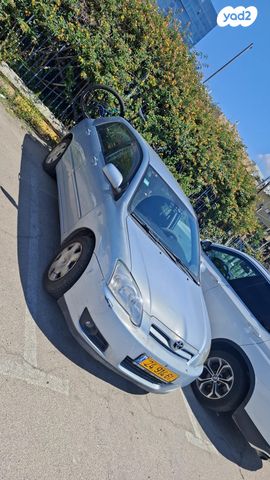 מודעת רכב טויוטה קורולה