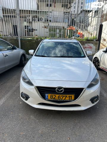 מודעת רכב מאזדה 3