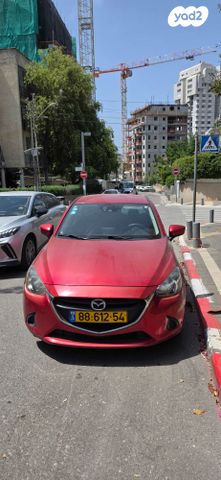 מודעת רכב מאזדה 2