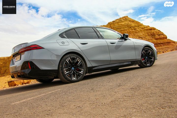 מודעת רכב ב מ וו I5