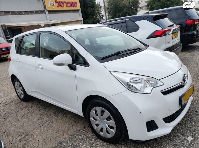 מודעת רכב טויוטה ורסו-S