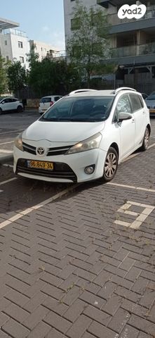 מודעת רכב טויוטה ורסו