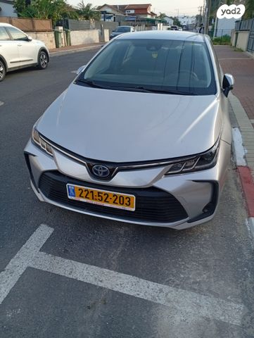 מודעת רכב טויוטה קורולה