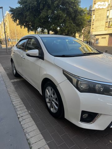 מודעת רכב טויוטה קורולה