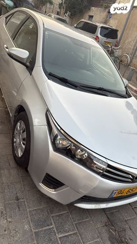 מודעת רכב טויוטה קורולה