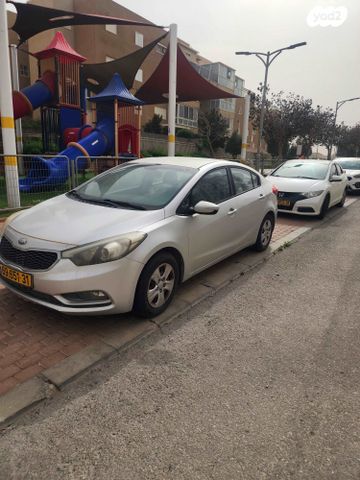 מודעת רכב קיה פורטה 