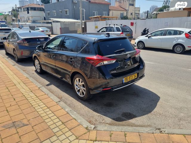 מודעת רכב טויוטה אוריס