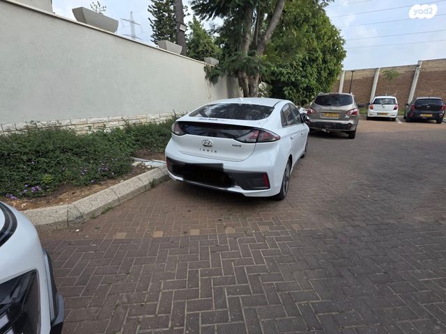 מודעת רכב יונדאי איוניק