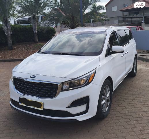 מודעת רכב קיה קרניבל