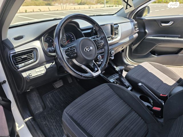 מודעת רכב קיה סטוניק