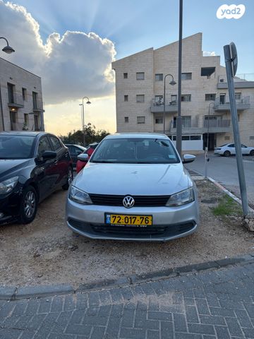 מודעת רכב פולקסווגן ג'טה 