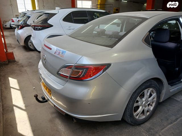 מודעת רכב מאזדה 6