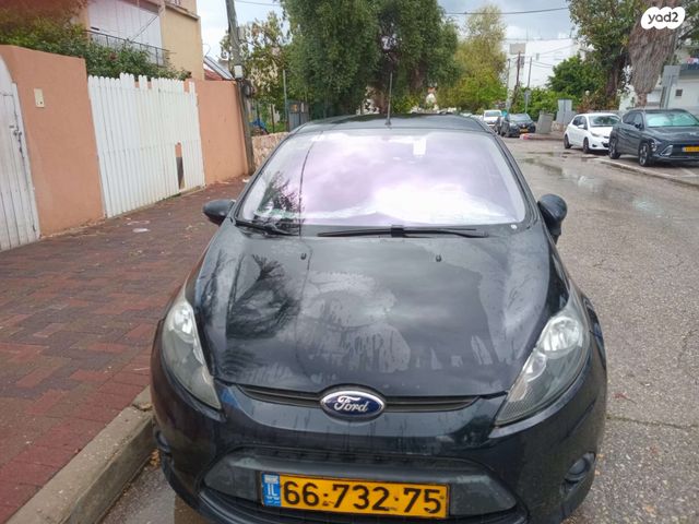 מודעת רכב פורד פיאסטה