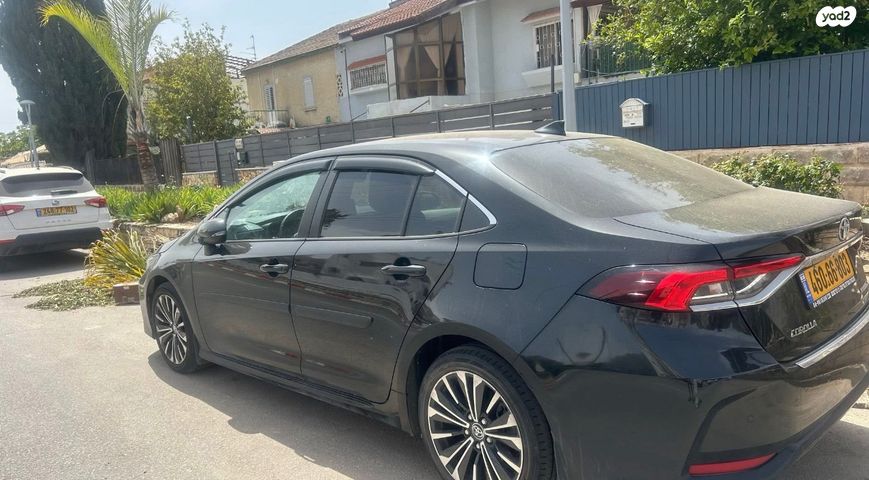 מודעת רכב טויוטה קורולה