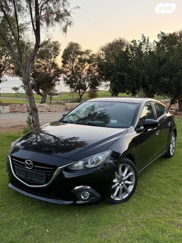 מודעת רכב מאזדה 3