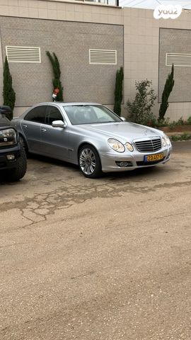 מודעת רכב מרצדס-בנץ E-class