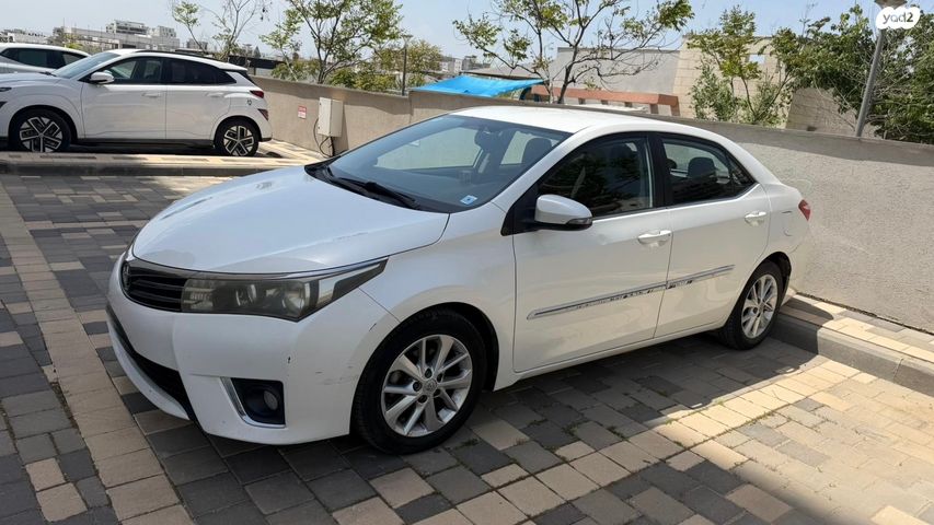 מודעת רכב טויוטה קורולה