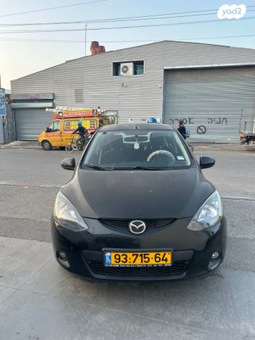 מודעת רכב מאזדה 2